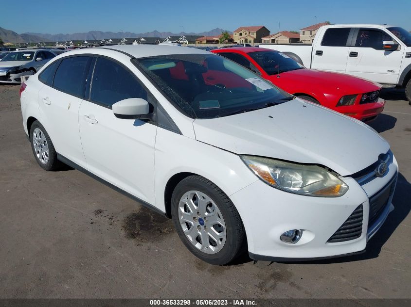 2012 FORD FOCUS SE