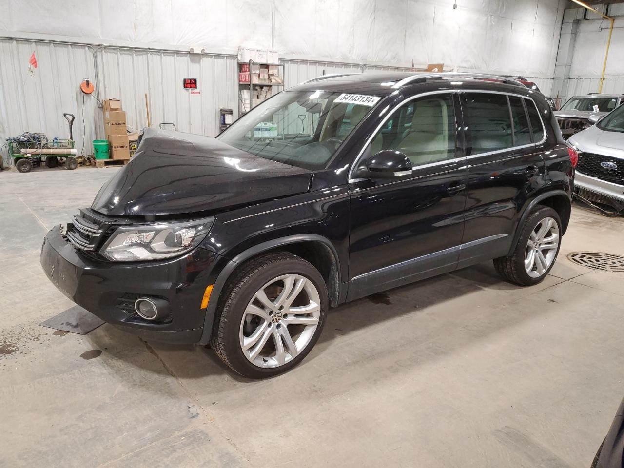 2016 VOLKSWAGEN TIGUAN S