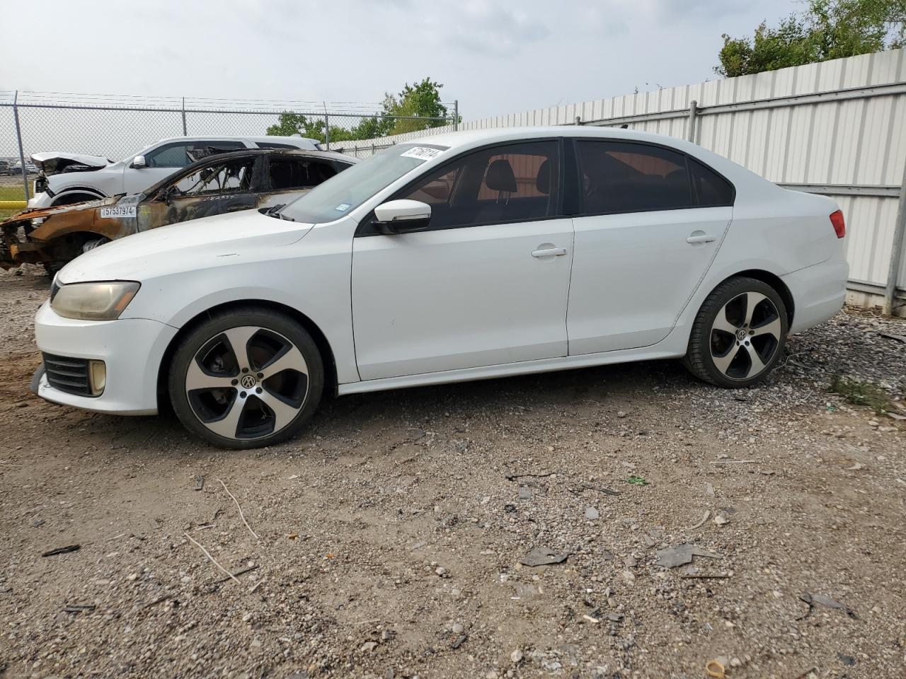 2014 VOLKSWAGEN JETTA SE