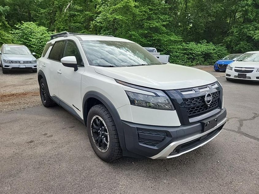 2023 NISSAN PATHFINDER SV