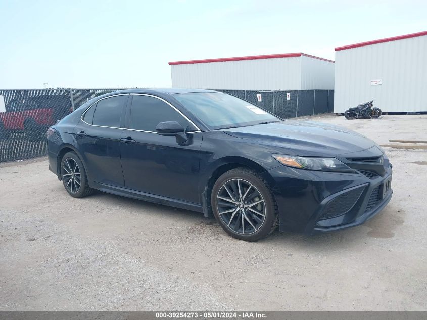 2021 TOYOTA CAMRY SE