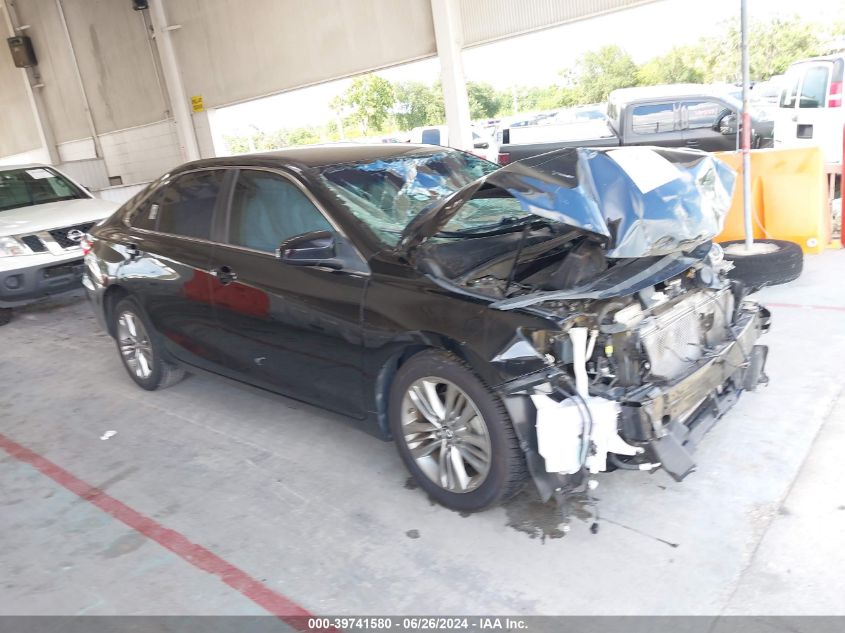 2015 TOYOTA CAMRY SE