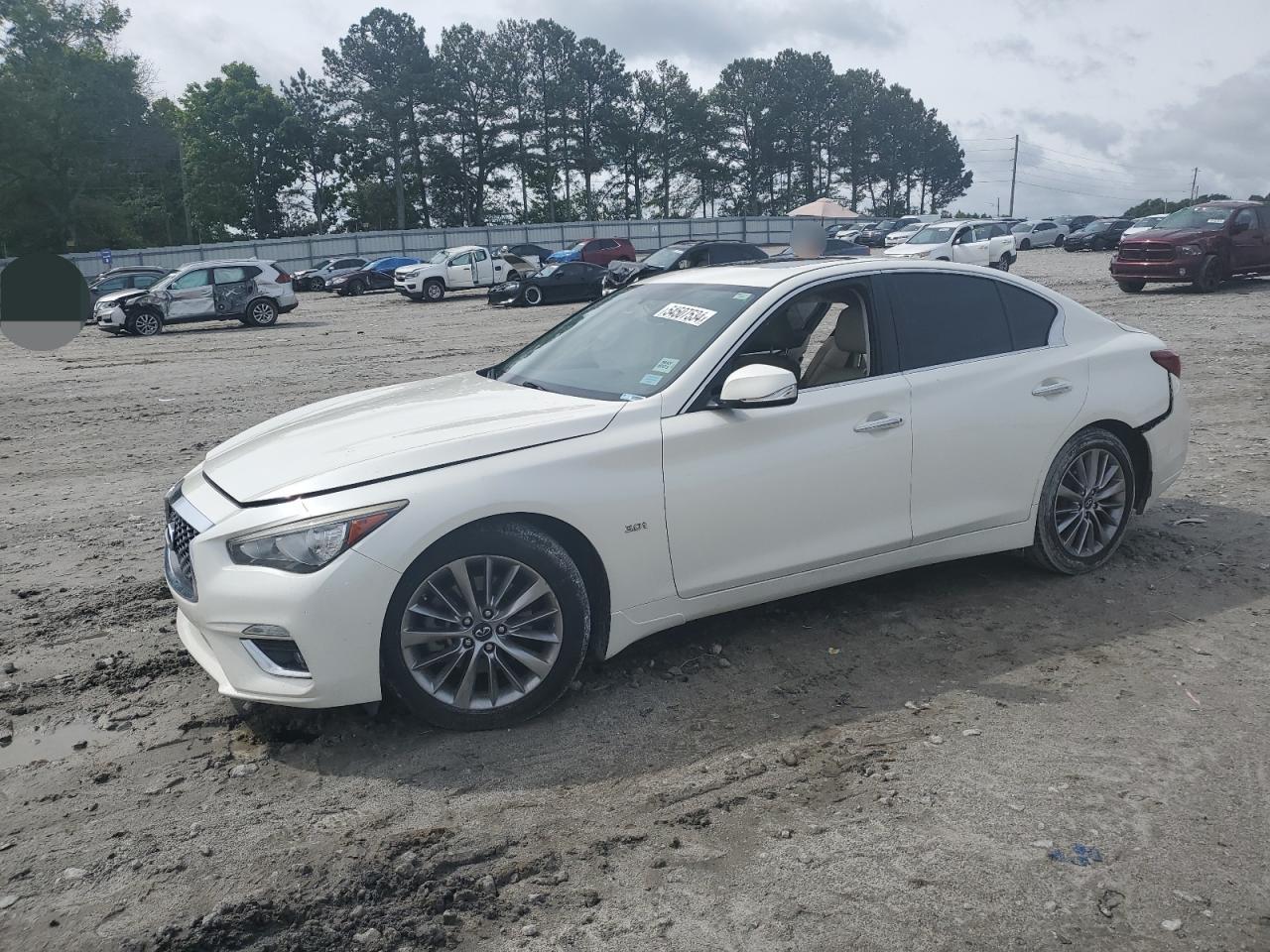 2018 INFINITI Q50 LUXE