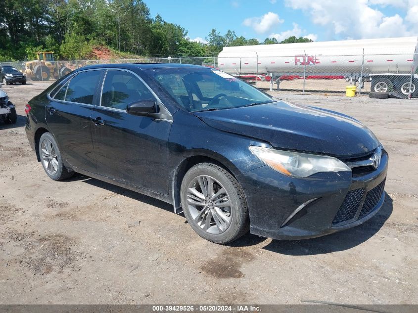 2015 TOYOTA CAMRY SE