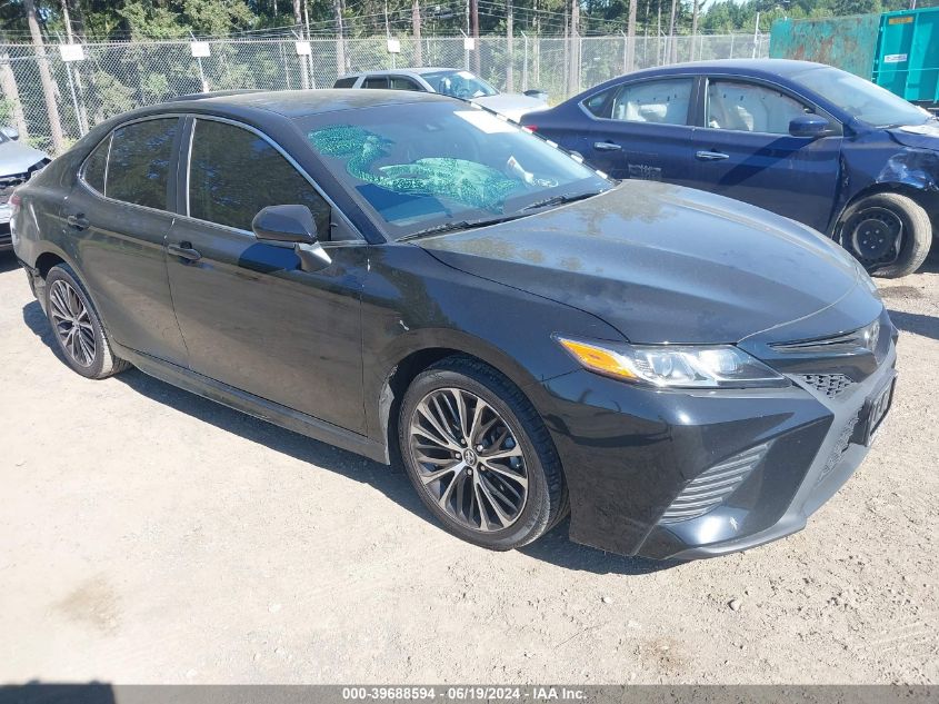 2018 TOYOTA CAMRY SE