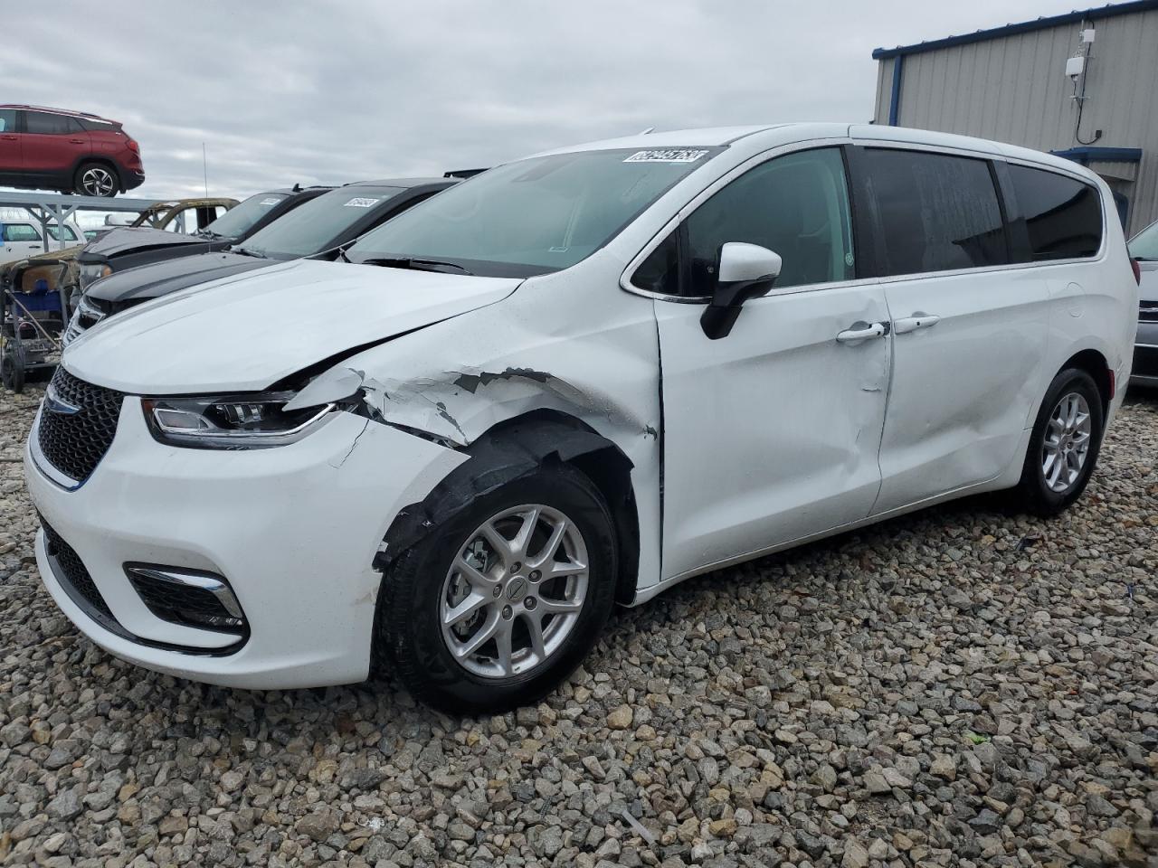 2023 CHRYSLER PACIFICA TOURING L