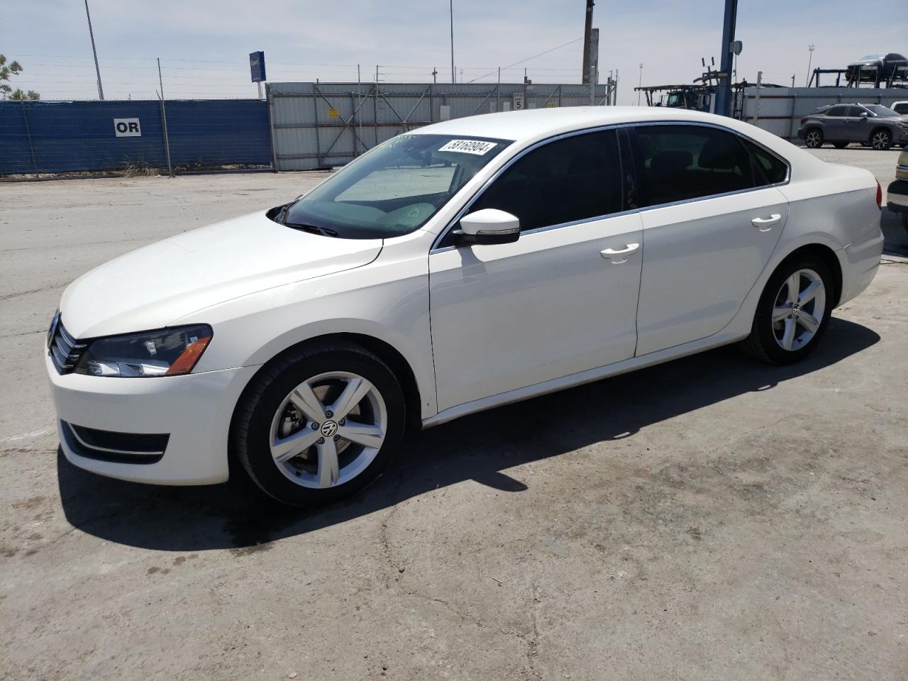 2015 VOLKSWAGEN PASSAT SE