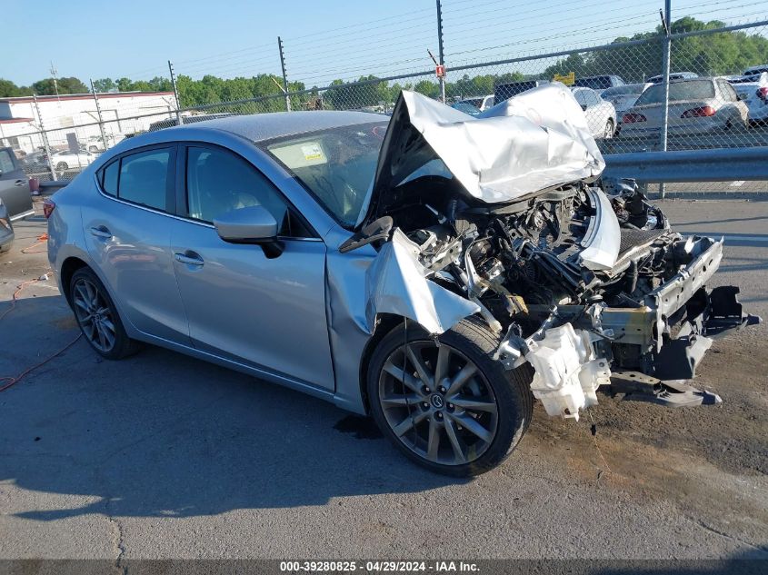 2018 MAZDA MAZDA3 TOURING