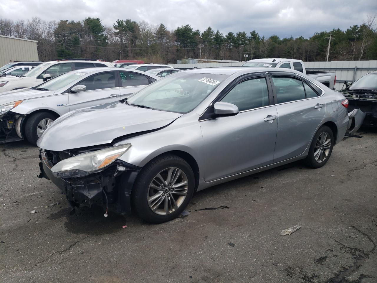 2015 TOYOTA CAMRY LE