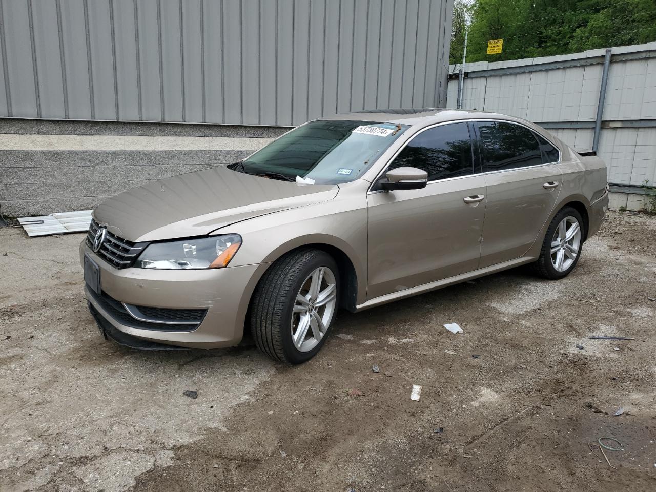 2015 VOLKSWAGEN PASSAT SE