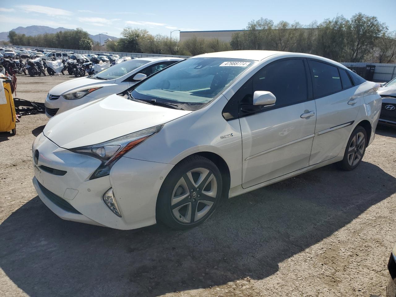 2016 TOYOTA PRIUS