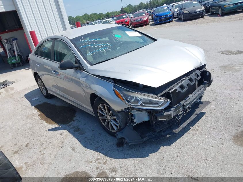 2018 HYUNDAI SONATA SE