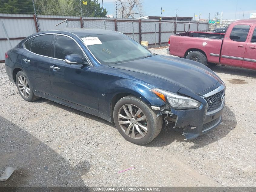 2018 INFINITI Q70 3.7 LUXE