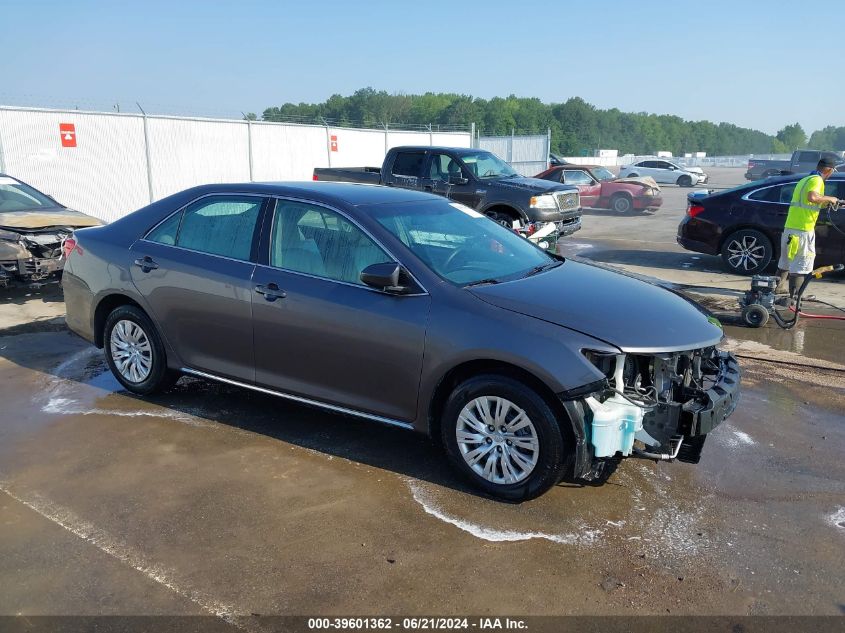 2014 TOYOTA CAMRY LE