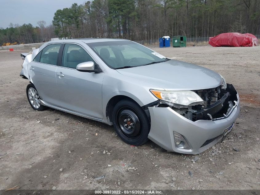 2014 TOYOTA CAMRY XLE