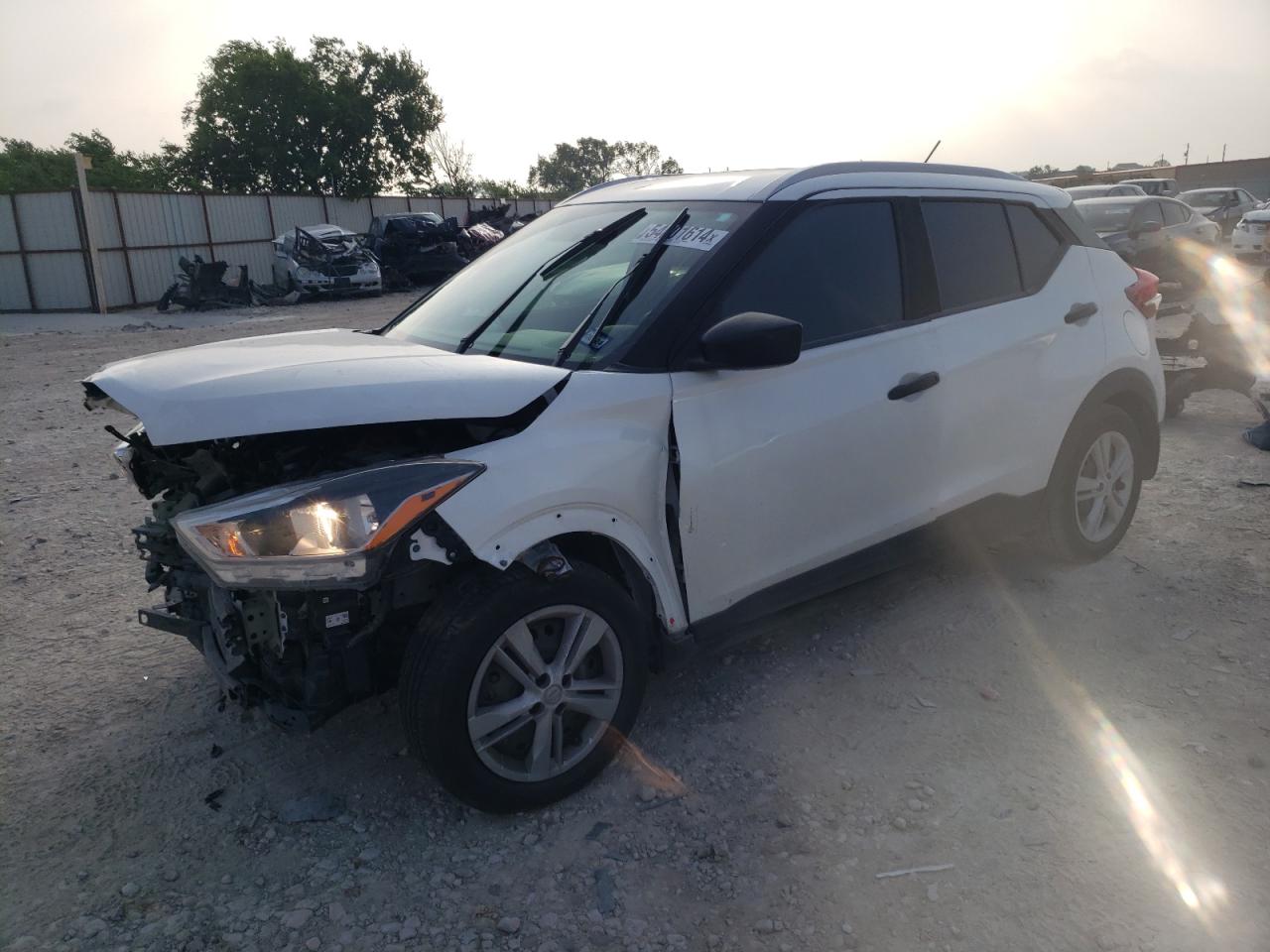 2018 NISSAN KICKS S