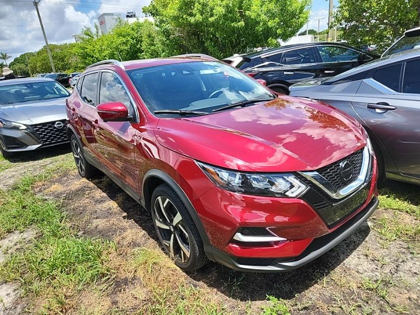 2022 NISSAN ROGUE SPORT SL