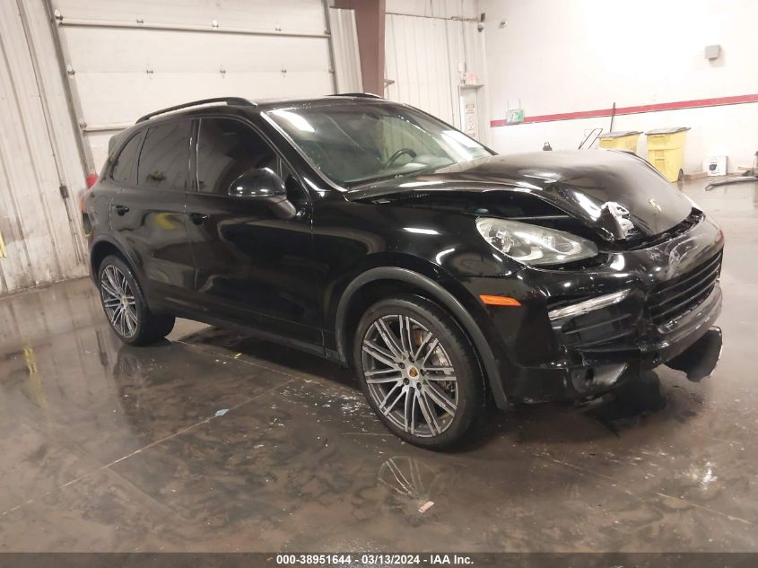 2016 PORSCHE CAYENNE