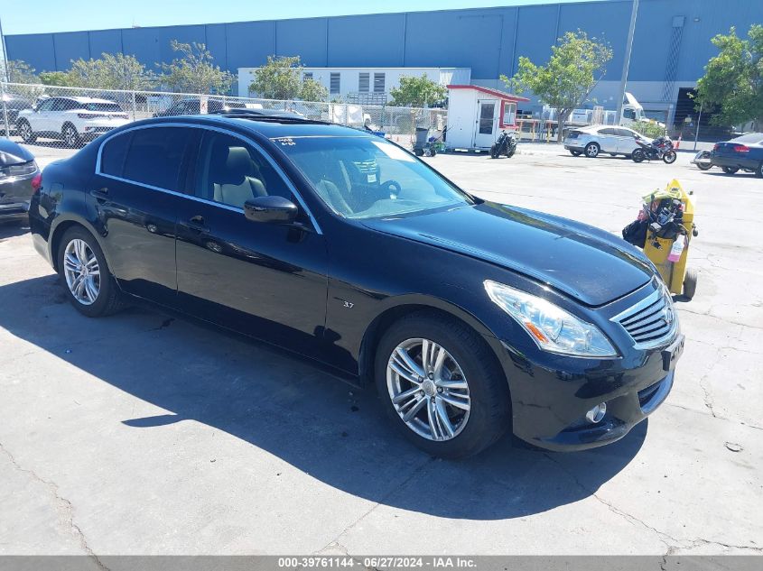 2015 INFINITI Q40