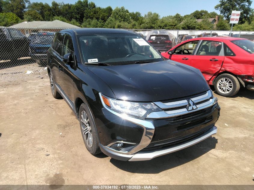 2017 MITSUBISHI OUTLANDER SE