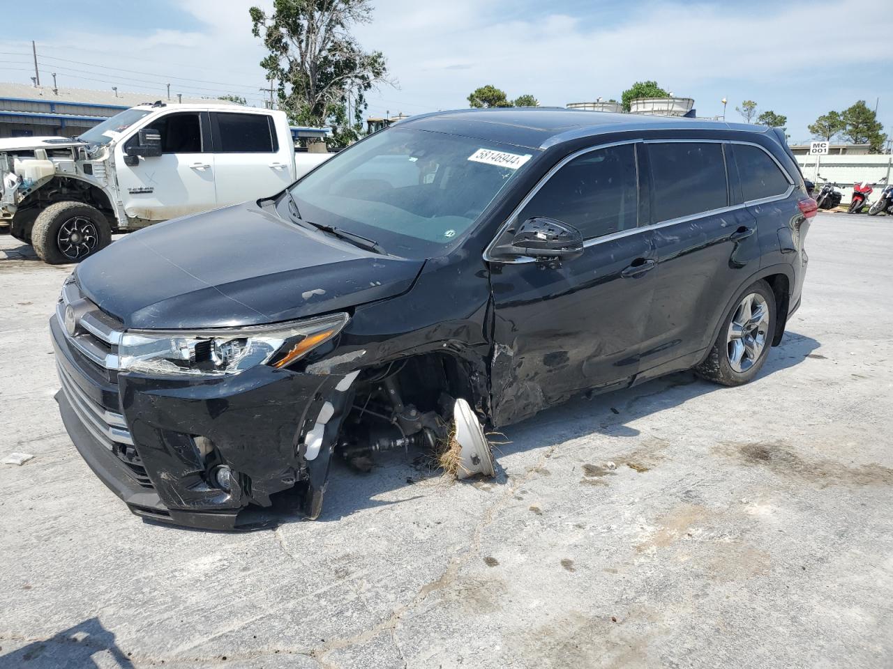 2019 TOYOTA HIGHLANDER LIMITED