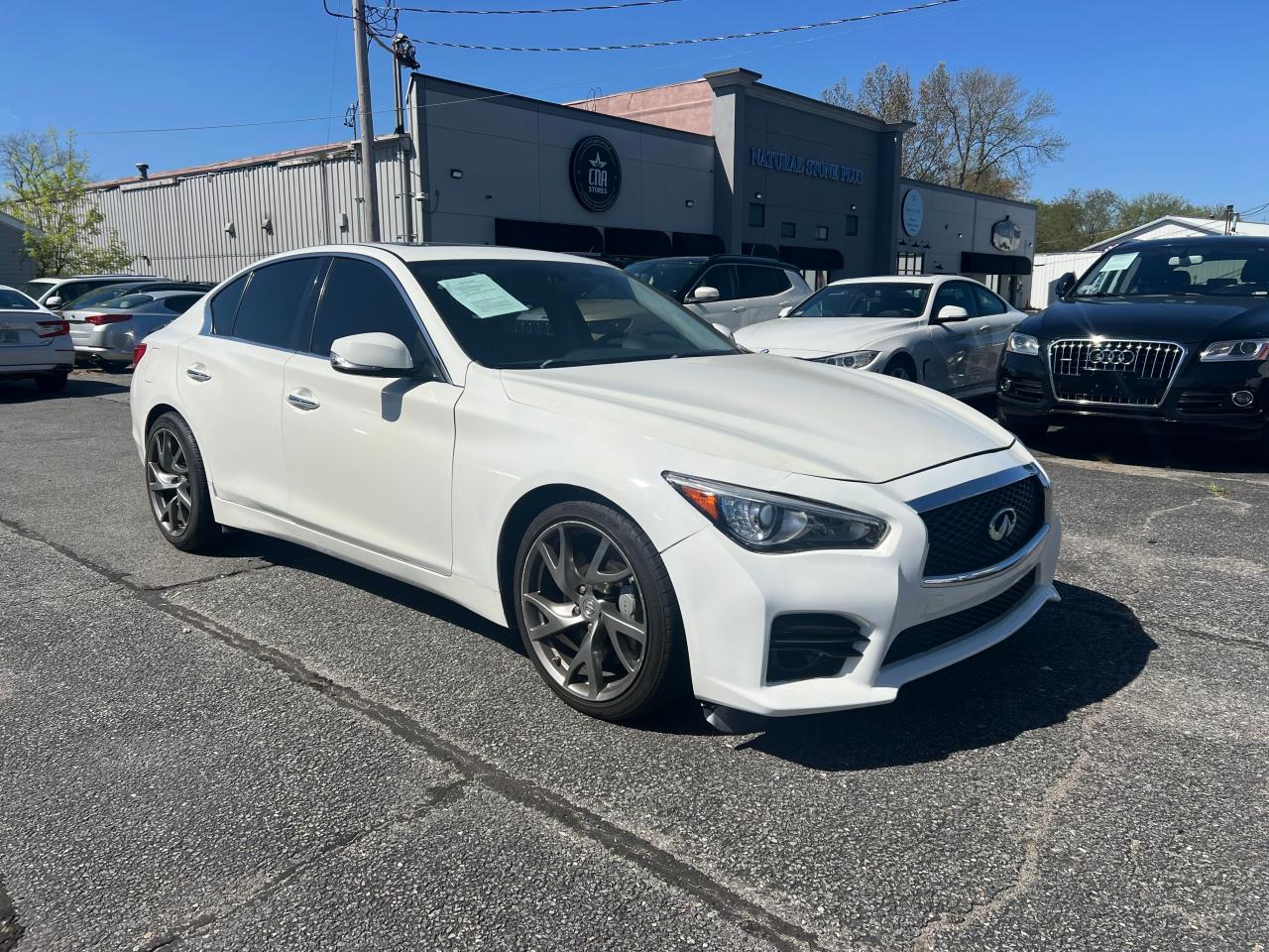 2017 INFINITI Q50 PREMIUM