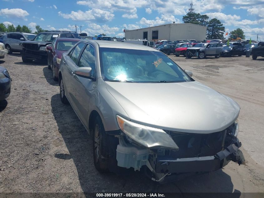 2014 TOYOTA CAMRY LE