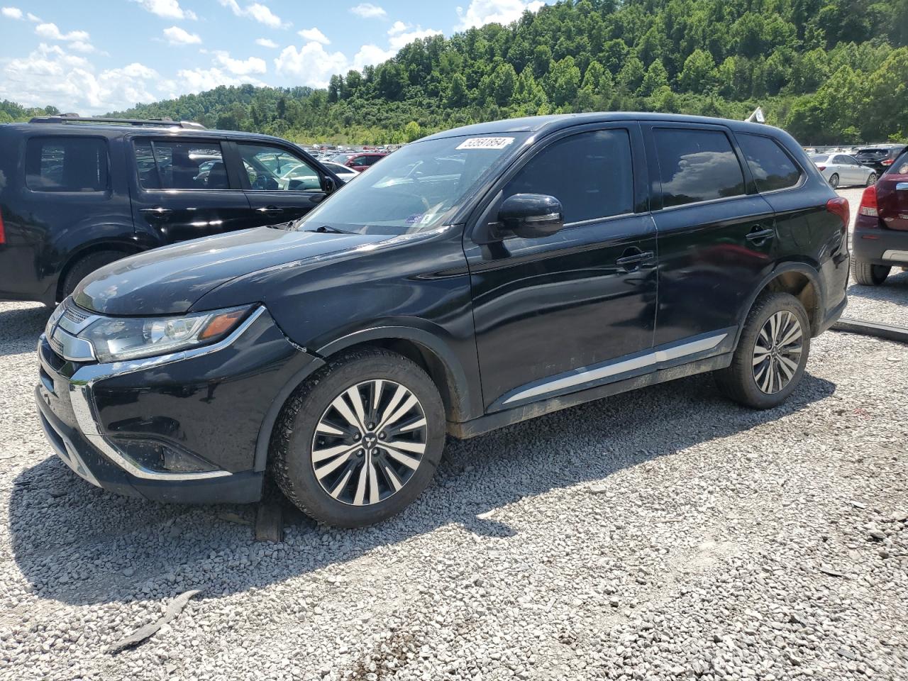 2019 MITSUBISHI OUTLANDER SE