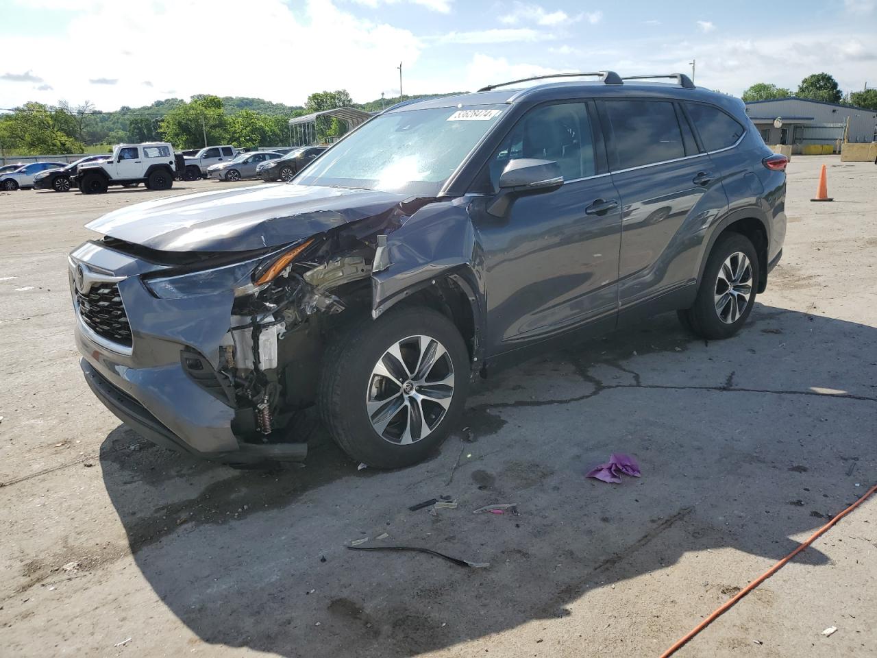 2021 TOYOTA HIGHLANDER XLE