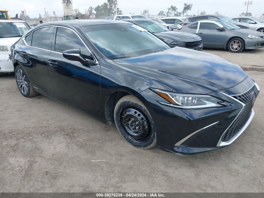 2022 LEXUS ES 300H