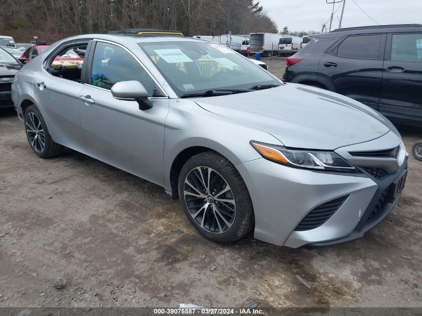 2020 TOYOTA CAMRY SE/SE NIGHT SHADE