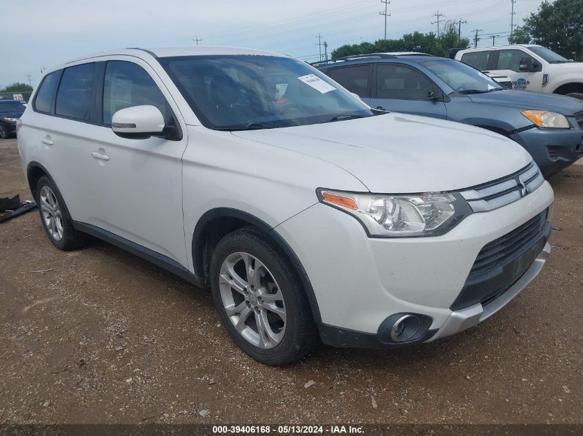 2015 MITSUBISHI OUTLANDER SE