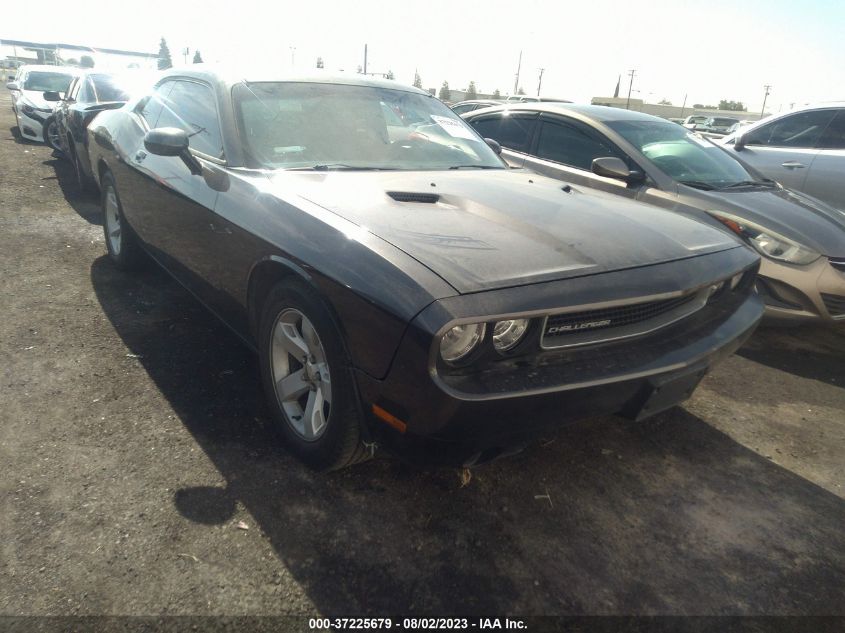 2013 DODGE CHALLENGER SXT