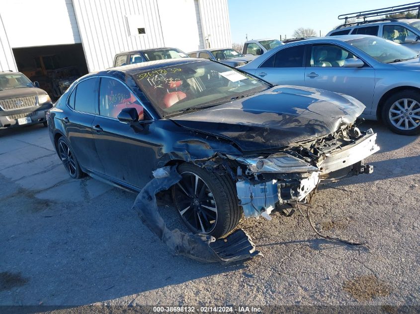 2019 TOYOTA CAMRY XSE