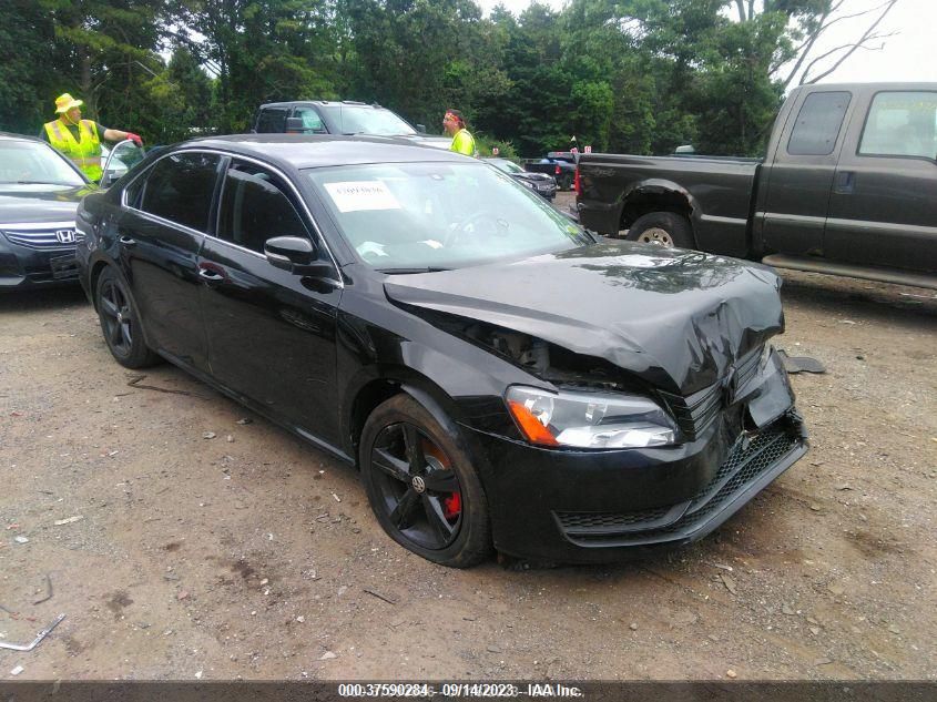 2013 VOLKSWAGEN PASSAT 2.5L SE