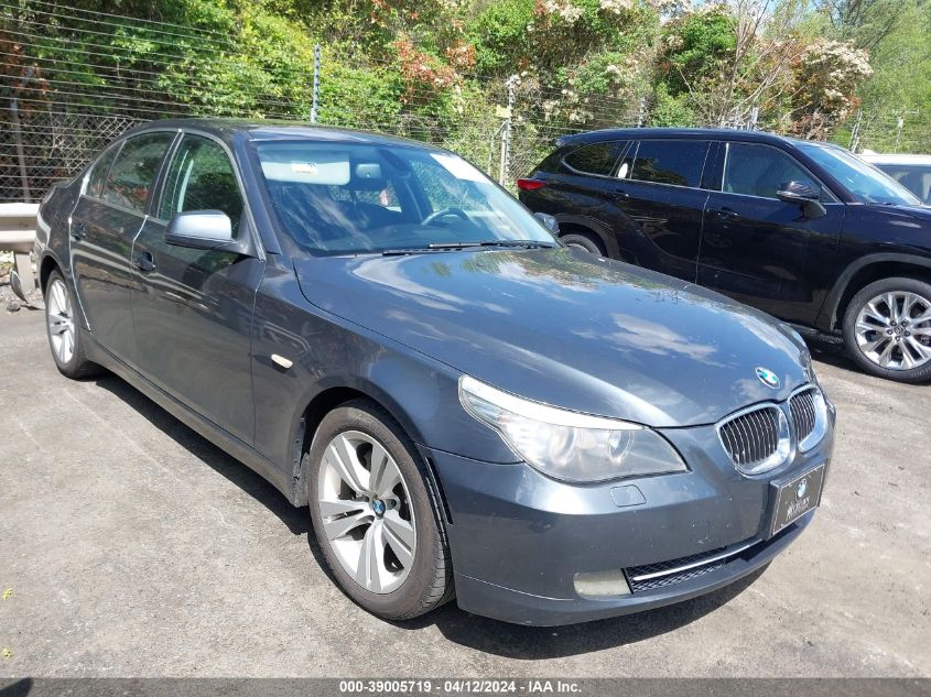 2010 BMW 528I