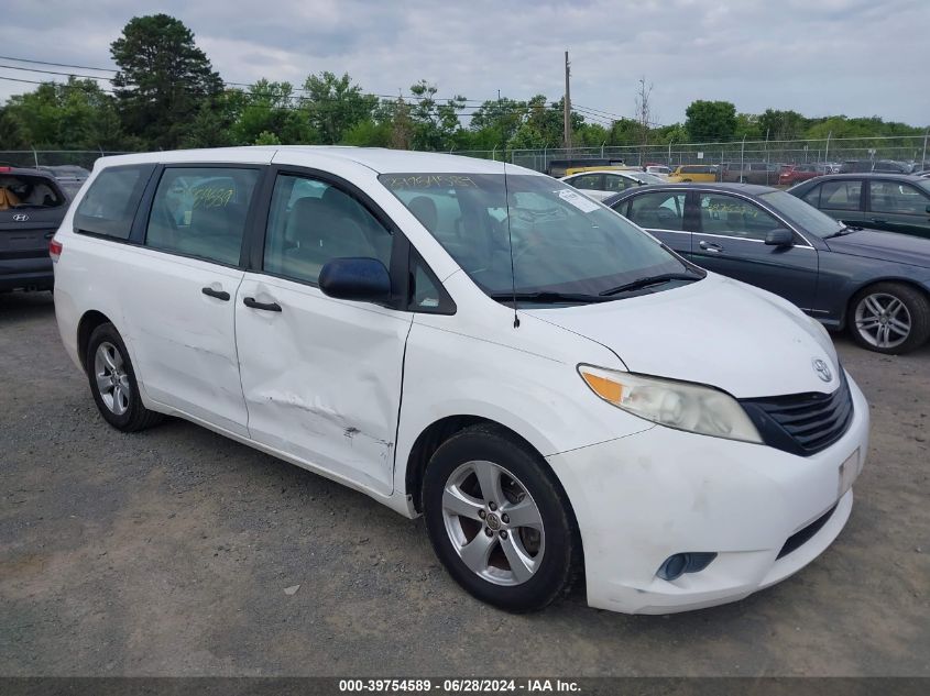 2013 TOYOTA SIENNA