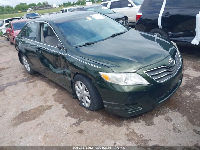 2011 TOYOTA CAMRY LE