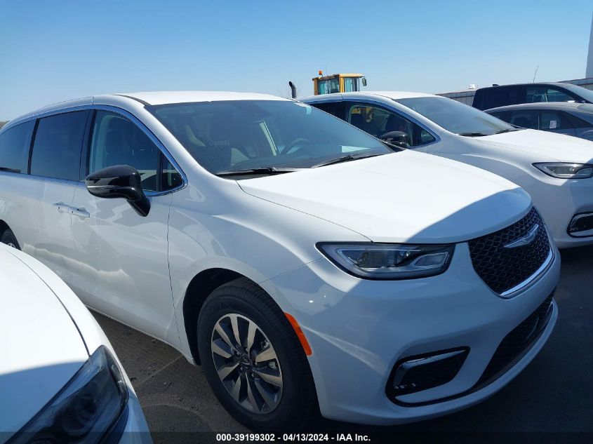 2024 CHRYSLER PACIFICA HYBRID SELECT