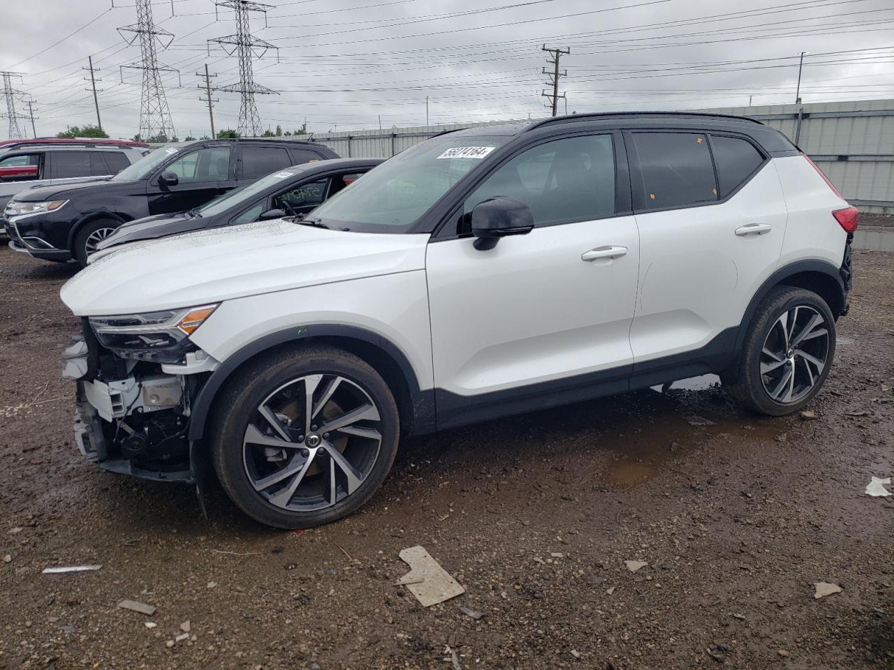 2021 VOLVO XC40 T5 R-DESIGN