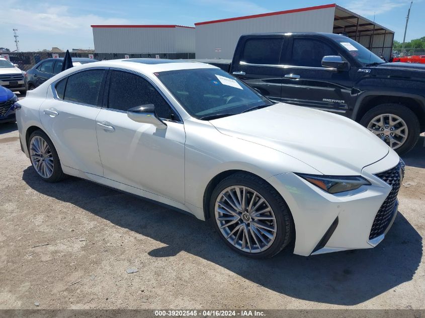 2022 LEXUS IS 300