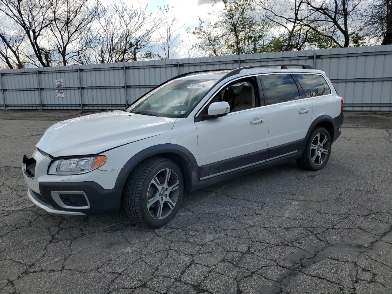 2013 VOLVO XC70 T6