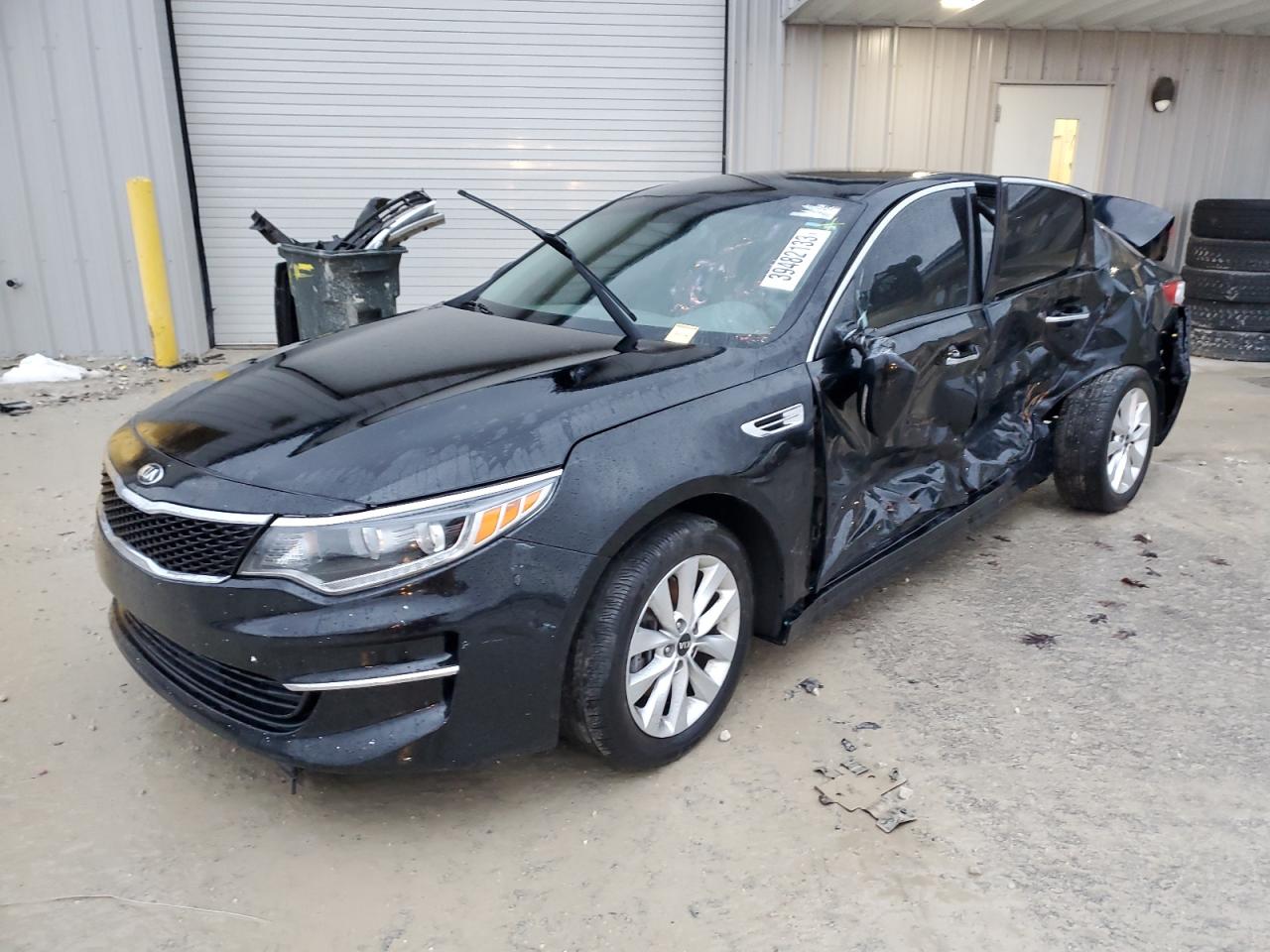 2017 KIA OPTIMA EX