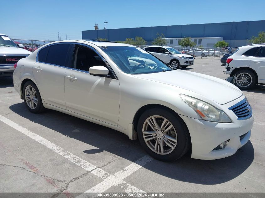 2013 INFINITI G37 JOURNEY