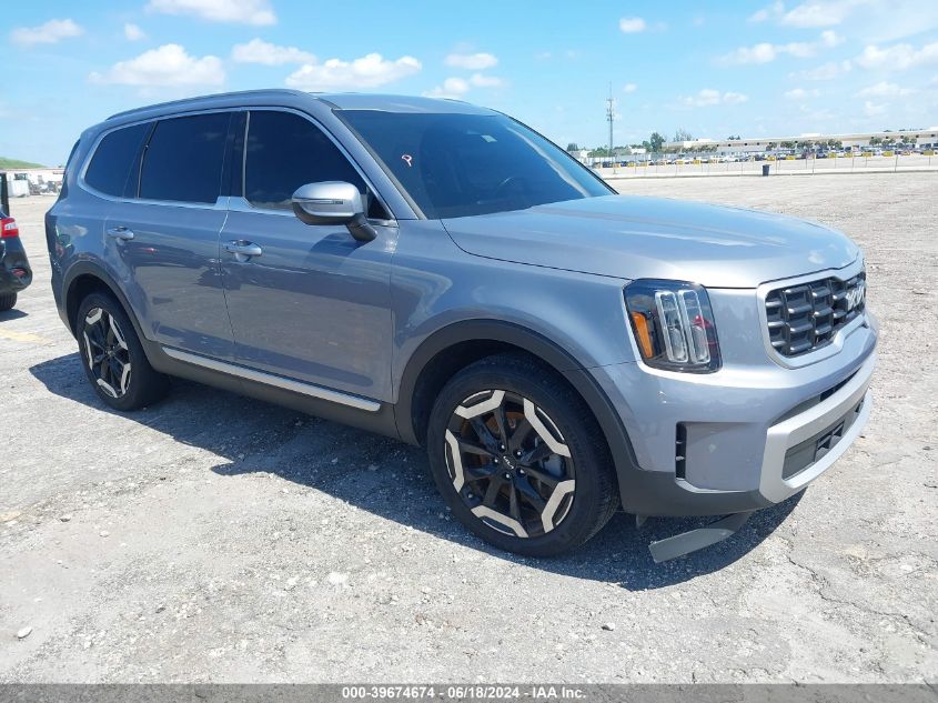 2023 KIA TELLURIDE S