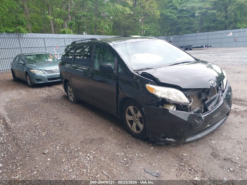 2011 TOYOTA SIENNA LE V6