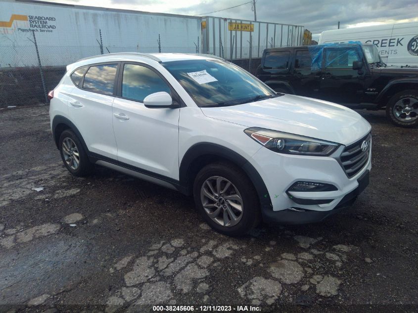 2017 HYUNDAI TUCSON SE