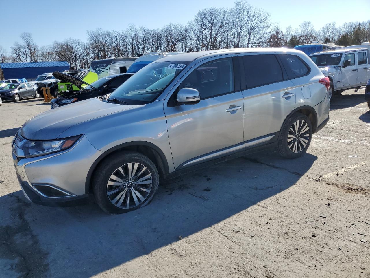 2019 MITSUBISHI OUTLANDER SE