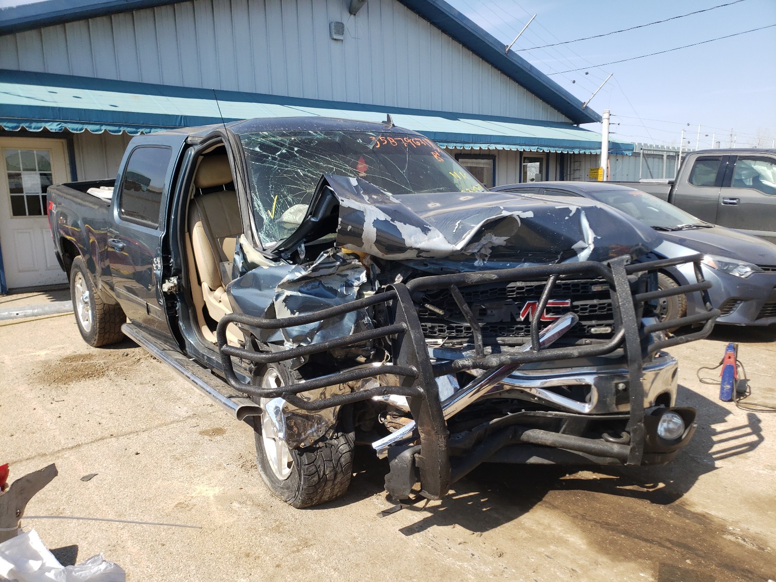 2011 GMC SIERRA K2500 SLT