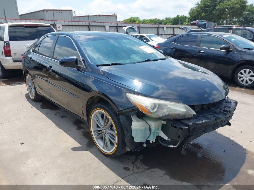 2015 TOYOTA CAMRY SE